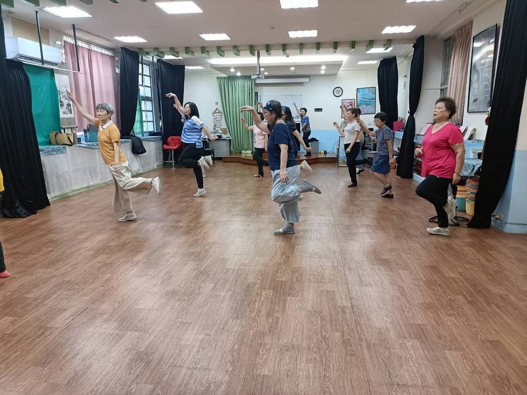 社區關懷據點「舞動人生」